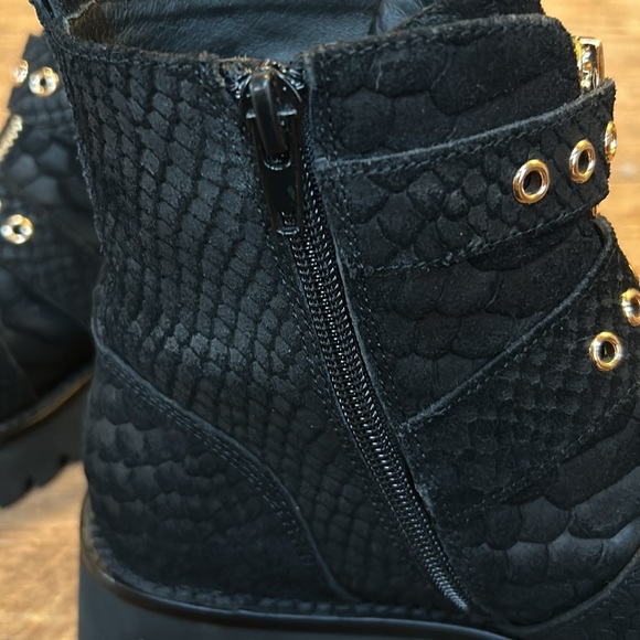 Jeffrey Campbell size 7 recessed lug sole boot - Picture 6 of 8